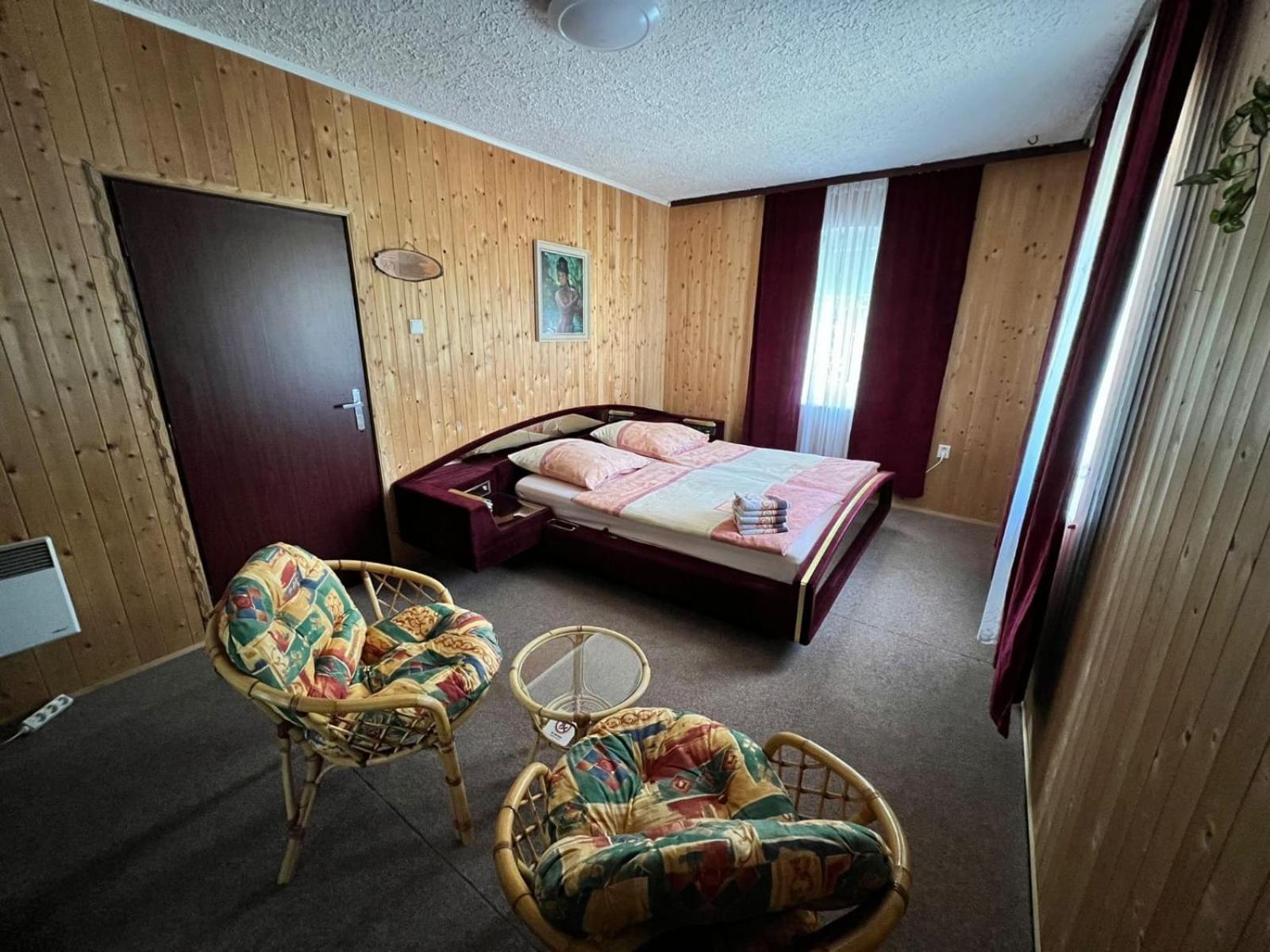 Apartmany Merkel Broumov Esterno foto